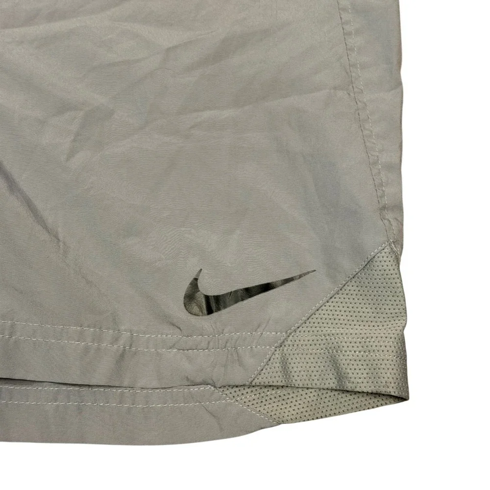 Nike Running Shorts Men‎ Medium Gray Athletic Nylon Fit Dry 5
